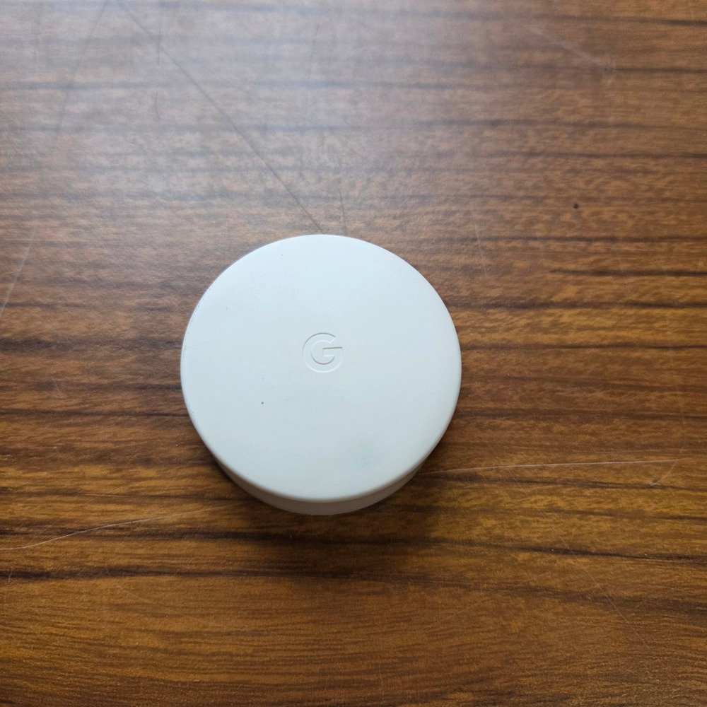 Google Nest Temperature Sensor White T5000SF Smart Home Accessory